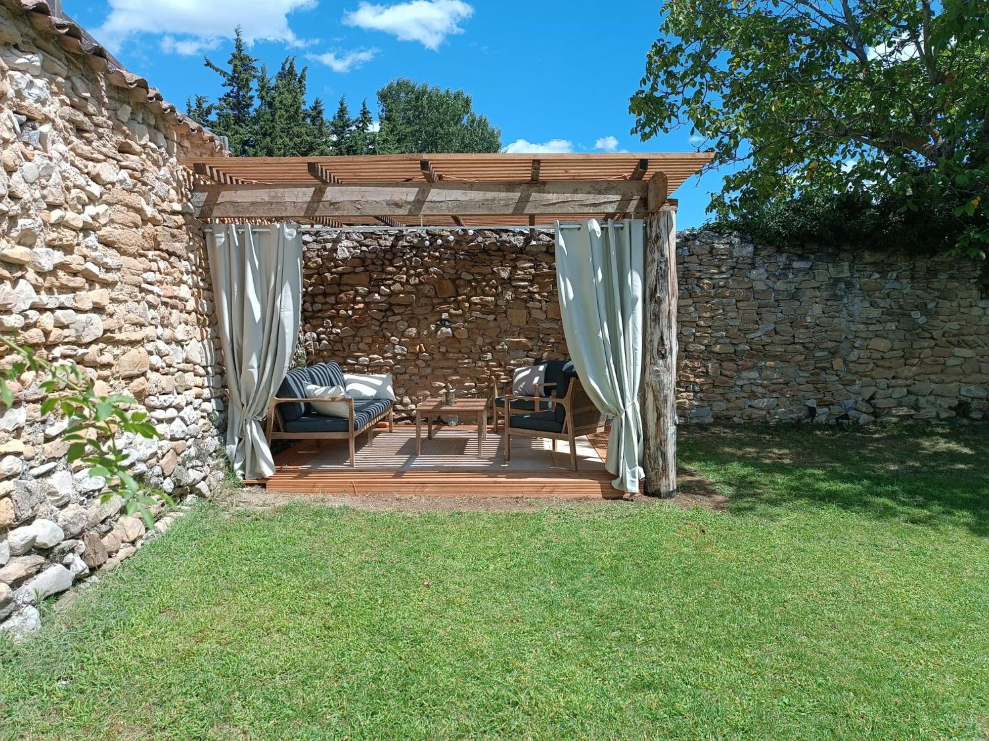 Mas De L'Amme Bed & Breakfast Valréas Dış mekan fotoğraf