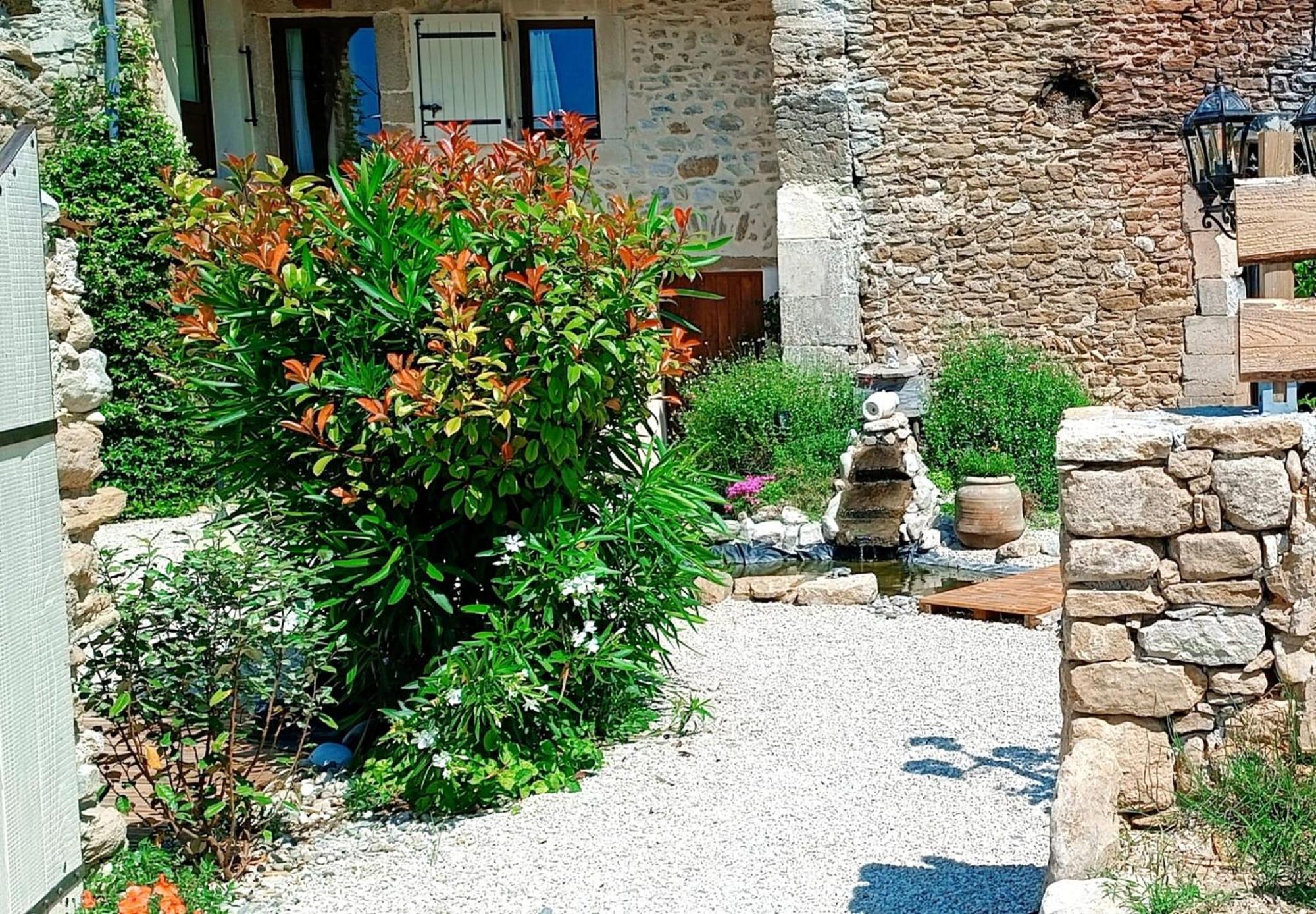 Mas De L'Amme Bed & Breakfast Valréas Dış mekan fotoğraf